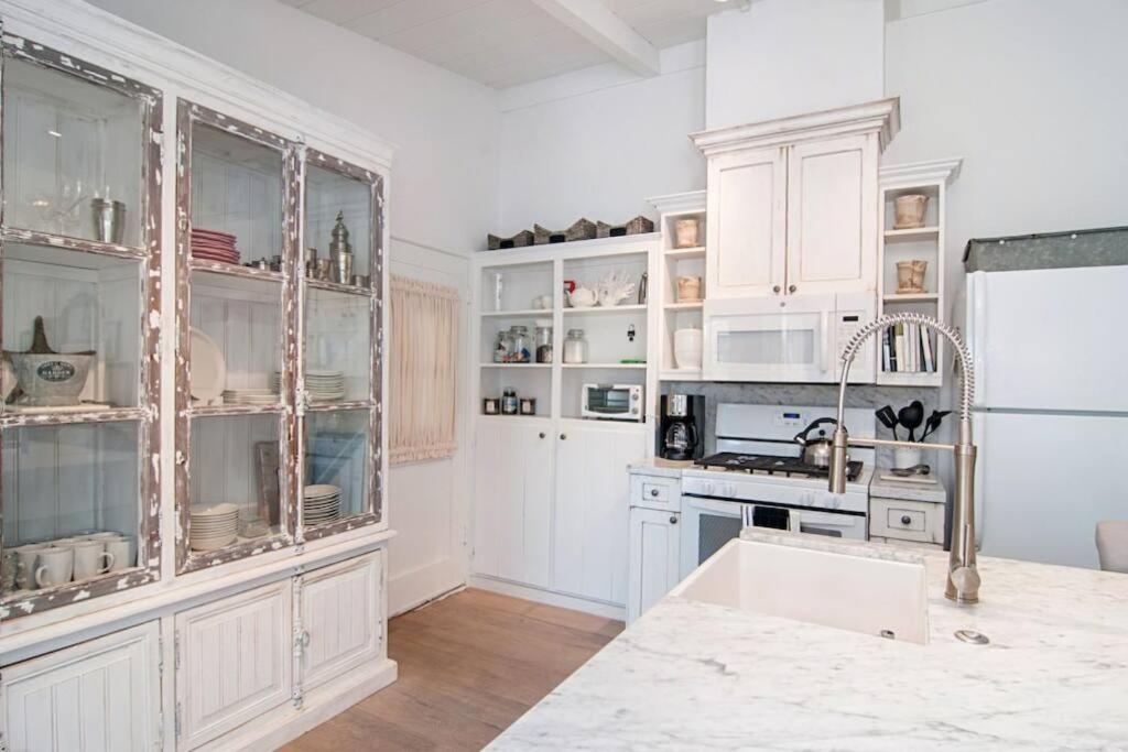 Ferienhaus Walk To Beach, Ac, Firepit, Grill